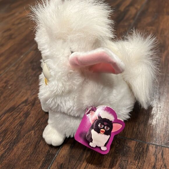 Furby 1998 Original 1st Generation White Snowball 70-800 New no box - Picture 2 of 11